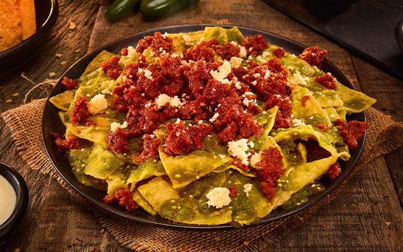 Chilaquiles en Salsa Verde con chorizo San Rafael®