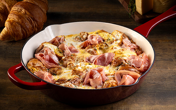 Croissants con jamón y queso